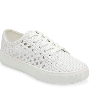 Marc Fisher Woven Sneaker Surly - size 7.5 - gently used